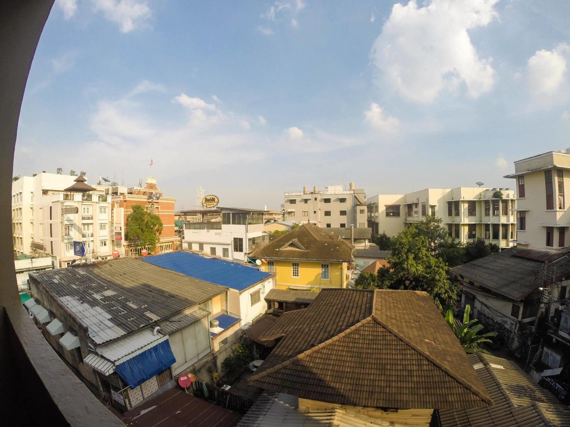 Hotel The Irish Clock Udon Thani Exterior foto