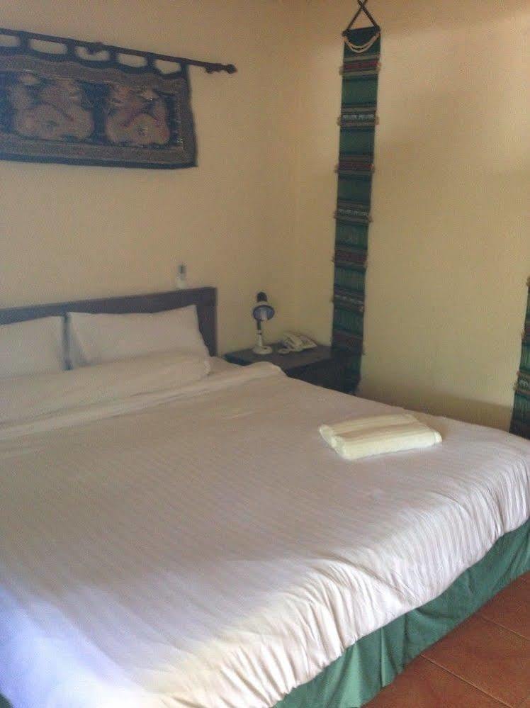 Hotel The Irish Clock Udon Thani Exterior foto